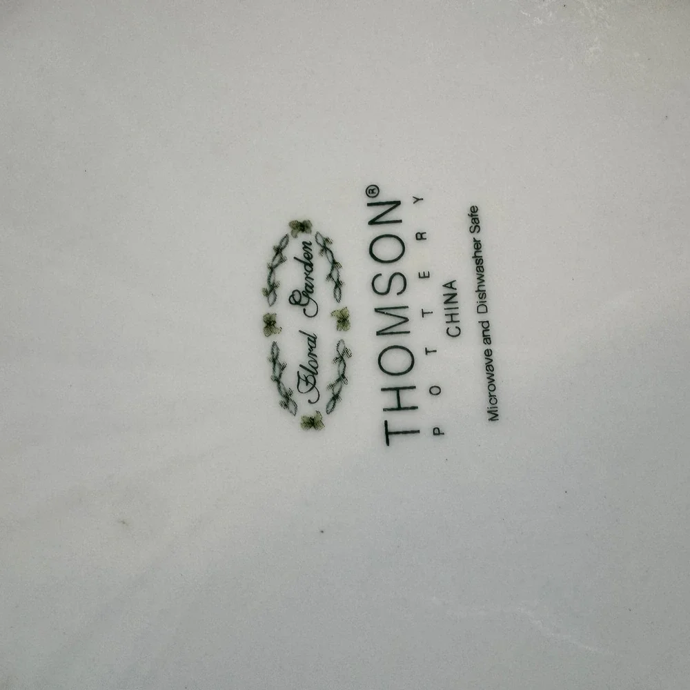 Set of 4 Thomson Pottery Floral Garden Dinner Plates Assorted‎ Flower Designs